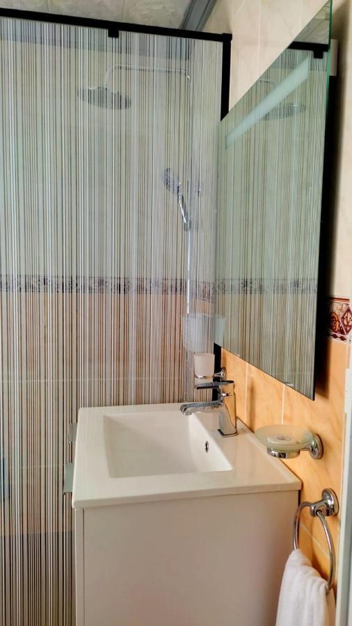 Sea View Apartment In Alcala Eksteriør billede